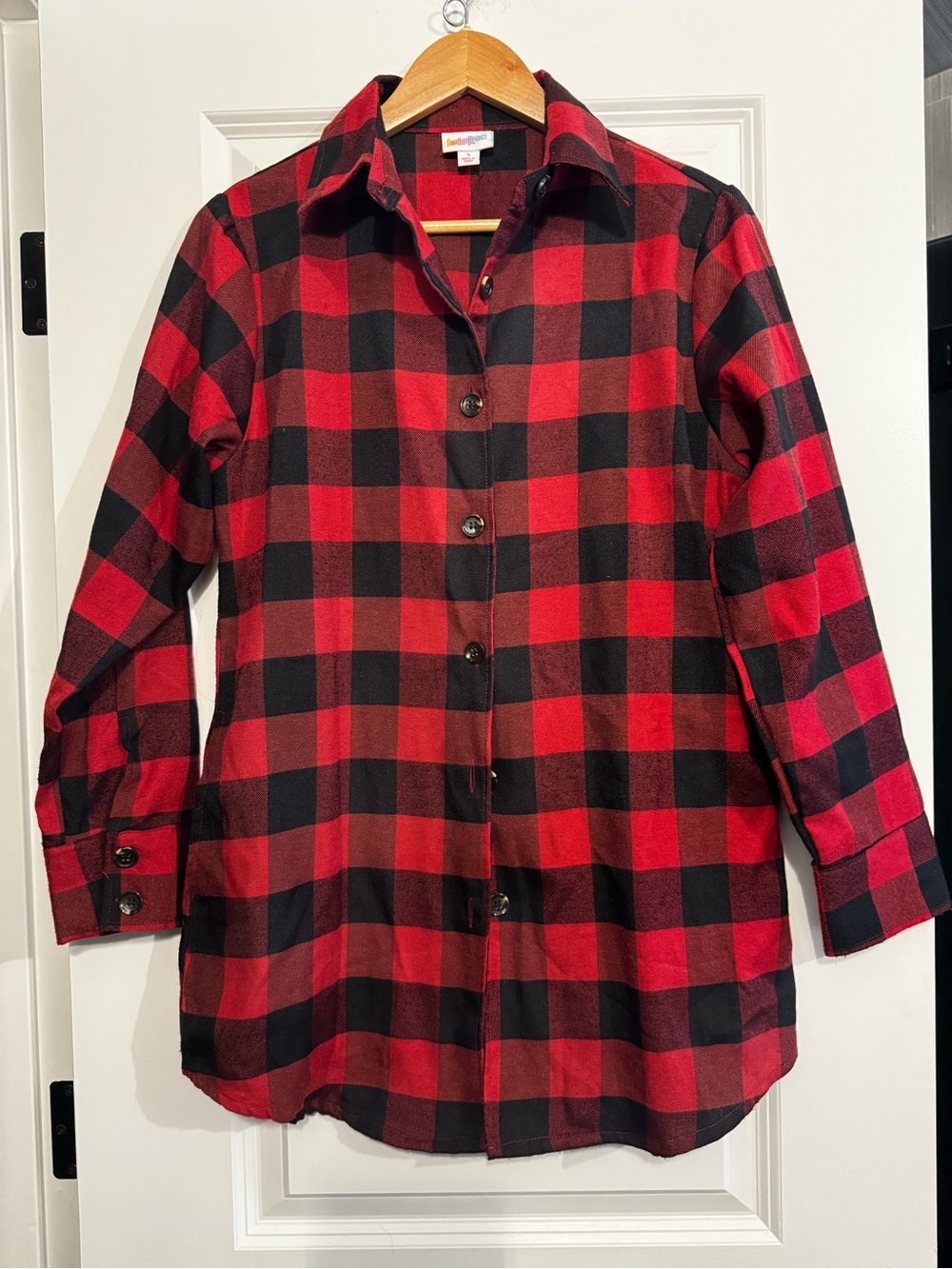 Red and Black Buffalo Plaid Abigail Button-Up Shirt. Size S.